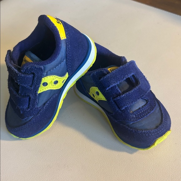 Saucony Navy and Yellow Kids Hook-and-Loop Sneakers - Picture 2 of 11
